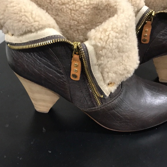 Shoes - Picture 3 of 9